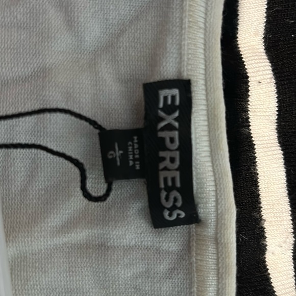 Express: Woman’s black/white striped short sleeved sweater. Great condition. - Picture 3 of 3
